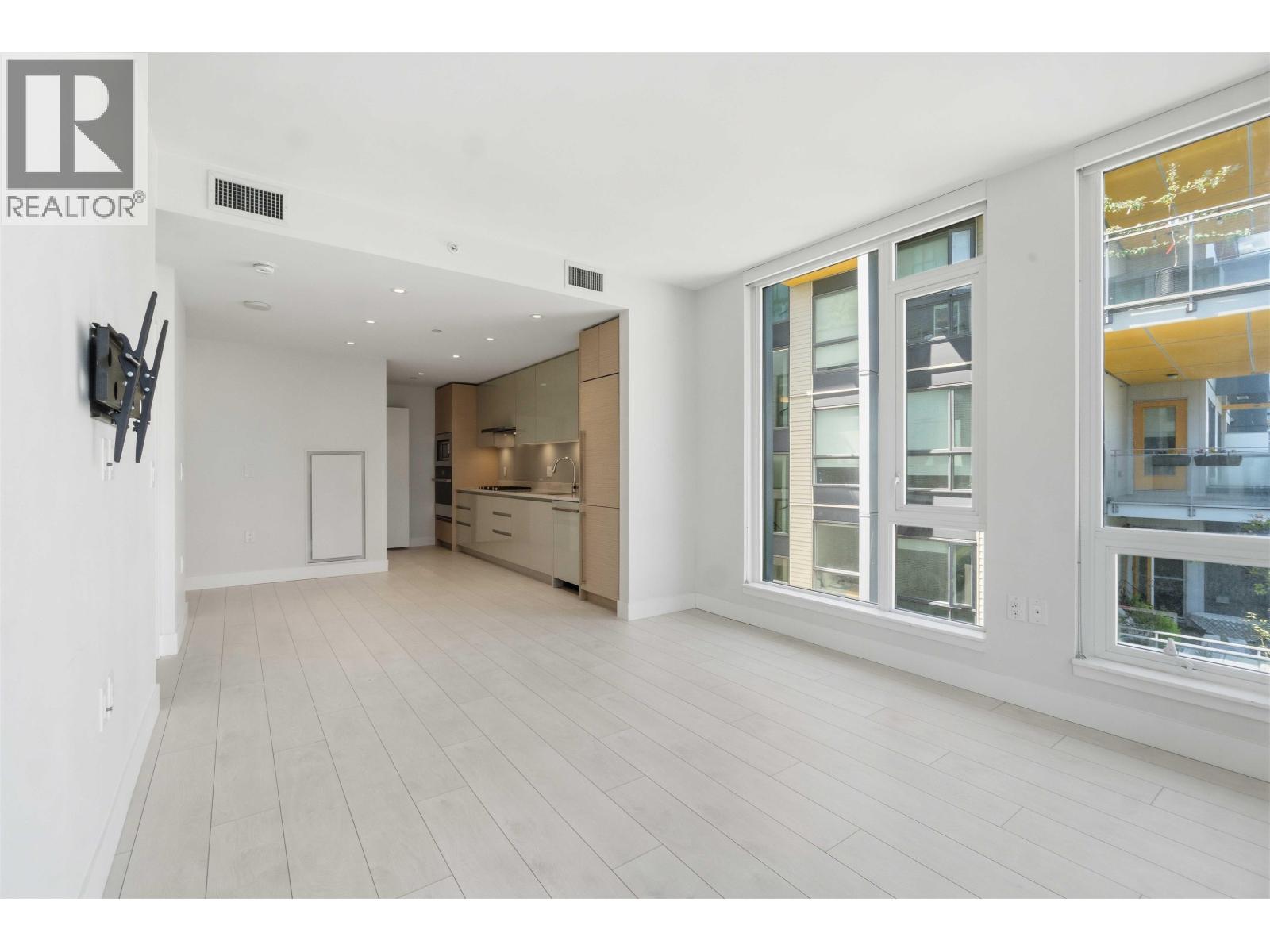 404 3538 Sawmill Crescent, Vancouver, British Columbia  V5S 0J8 - Photo 6 - R3120732