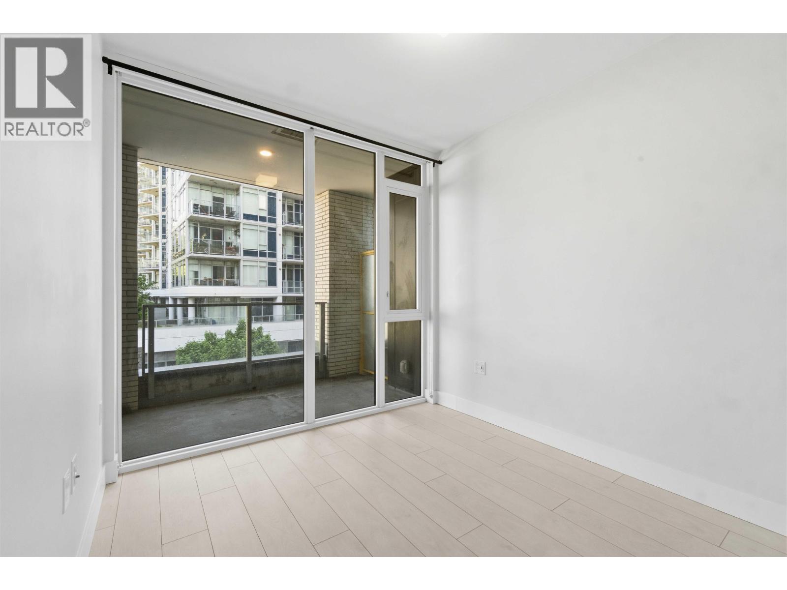 404 3538 Sawmill Crescent, Vancouver, British Columbia  V5S 0J8 - Photo 14 - R3120732