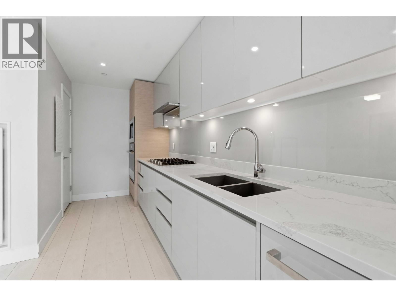 404 3538 Sawmill Crescent, Vancouver, British Columbia  V5S 0J8 - Photo 9 - R3120732
