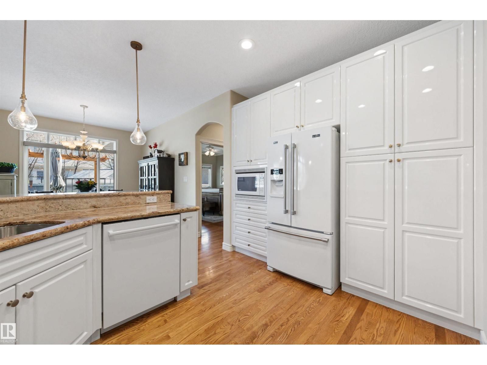 607 Dartmouth Pt Nw, Edmonton, Alberta  T6M 2R8 - Photo 9 - E4486251