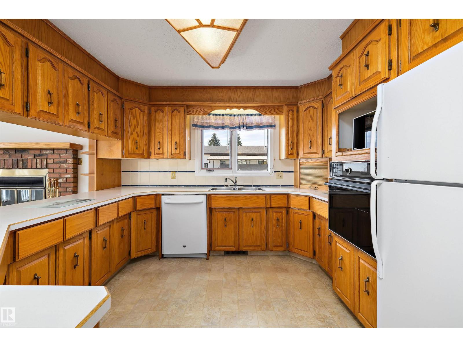 Unknown Address, ,     - Photo 13 - E4486252