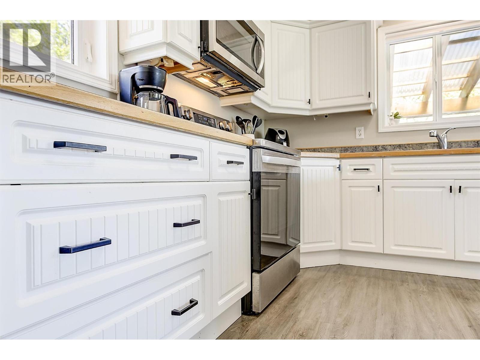 13424 Hermiston Drive, Summerland, British Columbia  V0H 1Z8 - Photo 15 - 10386010