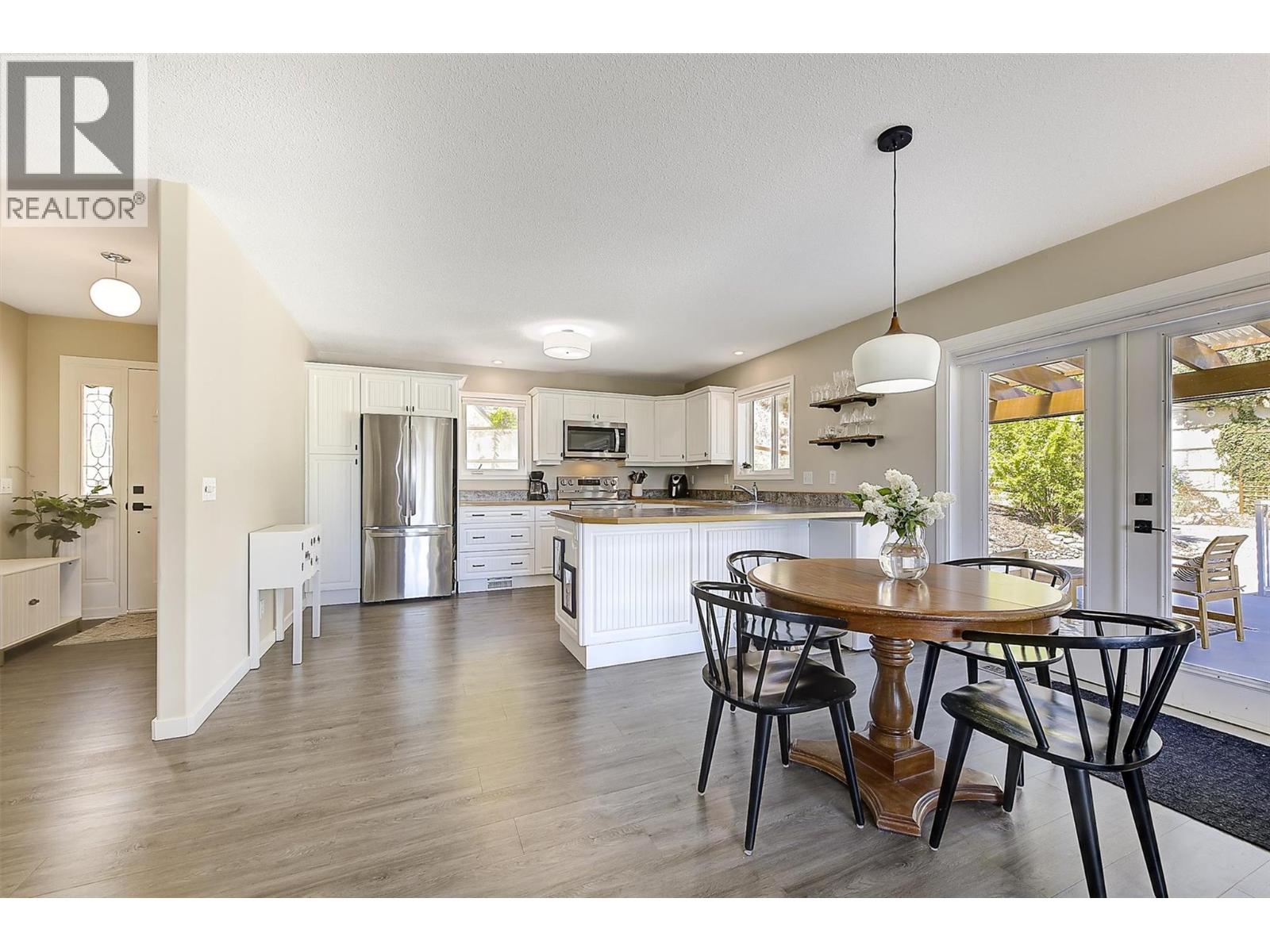 13424 Hermiston Drive, Summerland, British Columbia  V0H 1Z8 - Photo 8 - 10386010