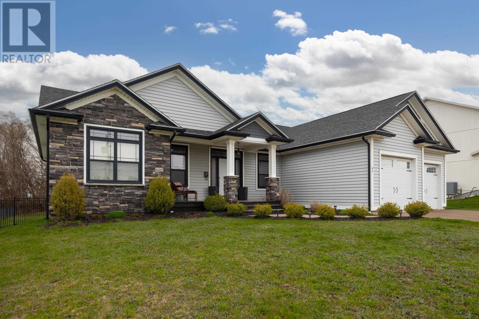 47 Birch Woods Lane, Stratford, Prince Edward Island