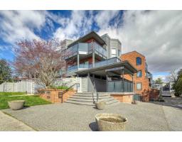 106 1830 E SOUTHMERE CRESCENT, Surrey, British Columbia