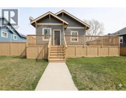 169 Heritage Road S, Magrath, Alberta