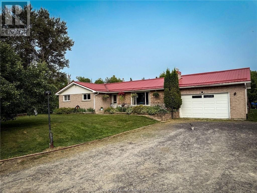 146 Gordon Lake Road, Chelmsford, Ontario  P0M 1L0 - Photo 3 - 2127607
