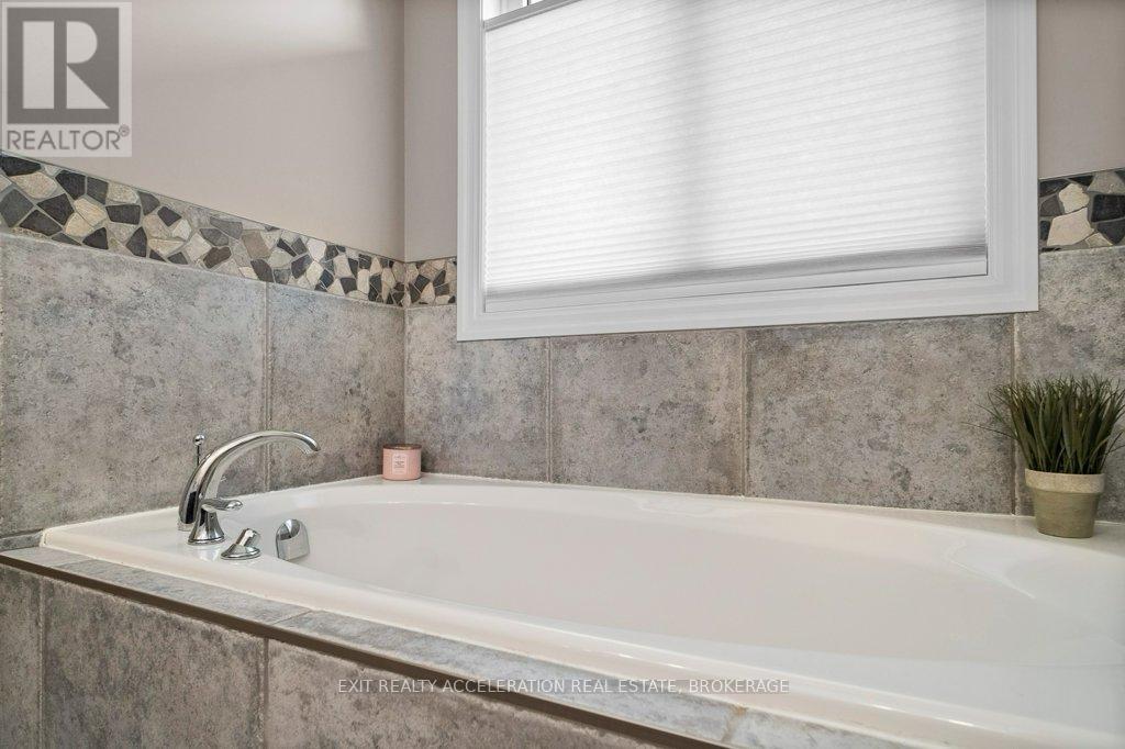 79 Hartwood Crescent, Greater Napanee, Ontario  K7R 0A8 - Photo 20 - X13096722