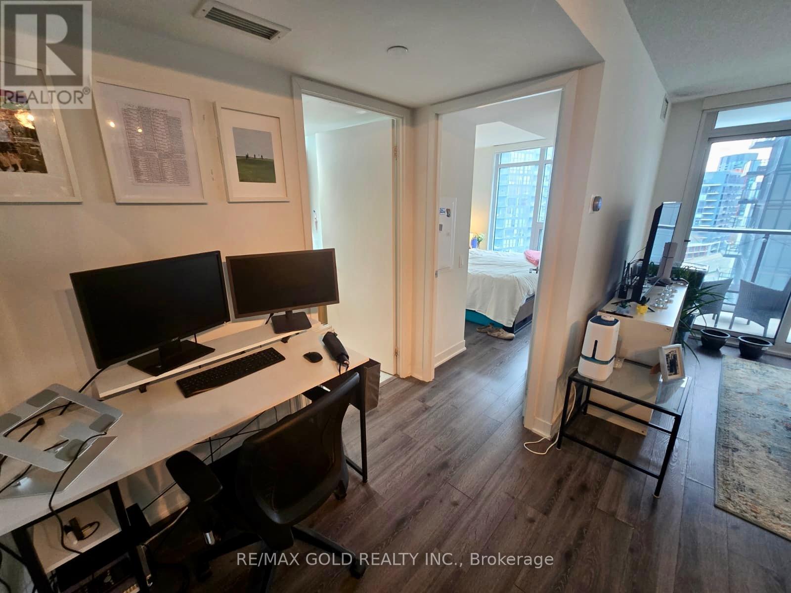 1603 - 70 Queens Wharf Road, Toronto, Ontario  M5V 0J2 - Photo 8 - C13092234
