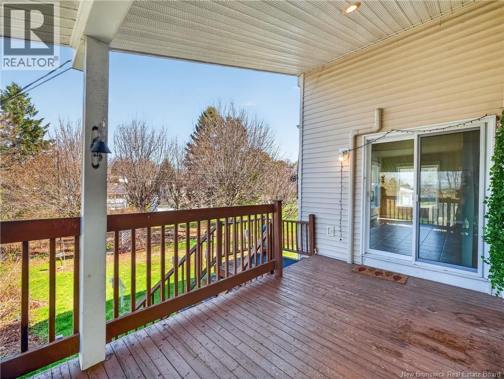 252 Chapelle Street, Dieppe, New Brunswick  E1E 1G6 - Photo 47 - NB138984
