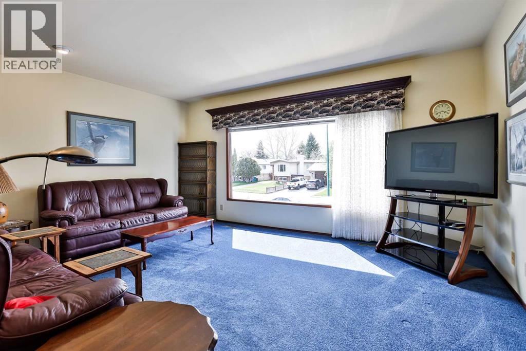 86 Chippewa Crescent W, Lethbridge, Alberta  T1K 5B5 - Photo 5 - A2309023