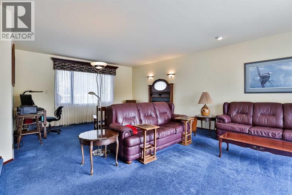 86 Chippewa Crescent W, Lethbridge, Alberta  T1K 5B5 - Photo 6 - A2309023