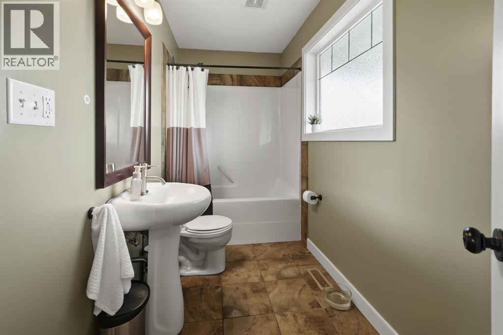 124 Isherwood Close, Red Deer, Alberta  T4R 0B5 - Photo 26 - A2305284