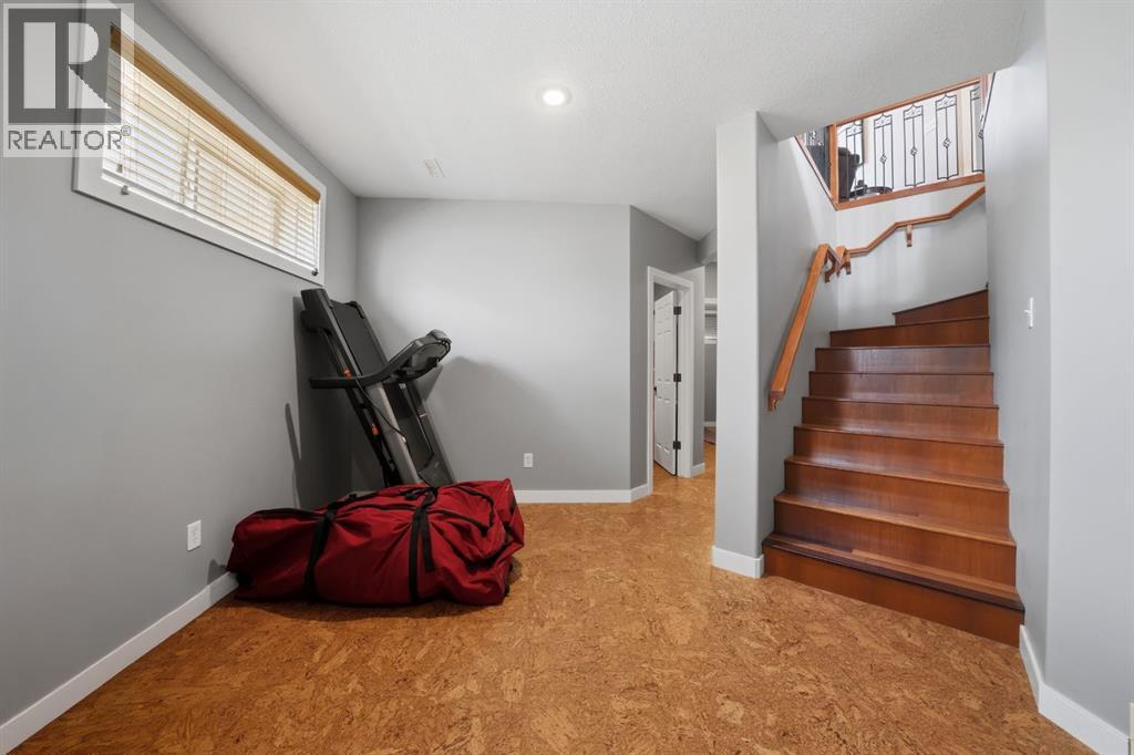 124 Isherwood Close, Red Deer, Alberta  T4R 0B5 - Photo 28 - A2305284