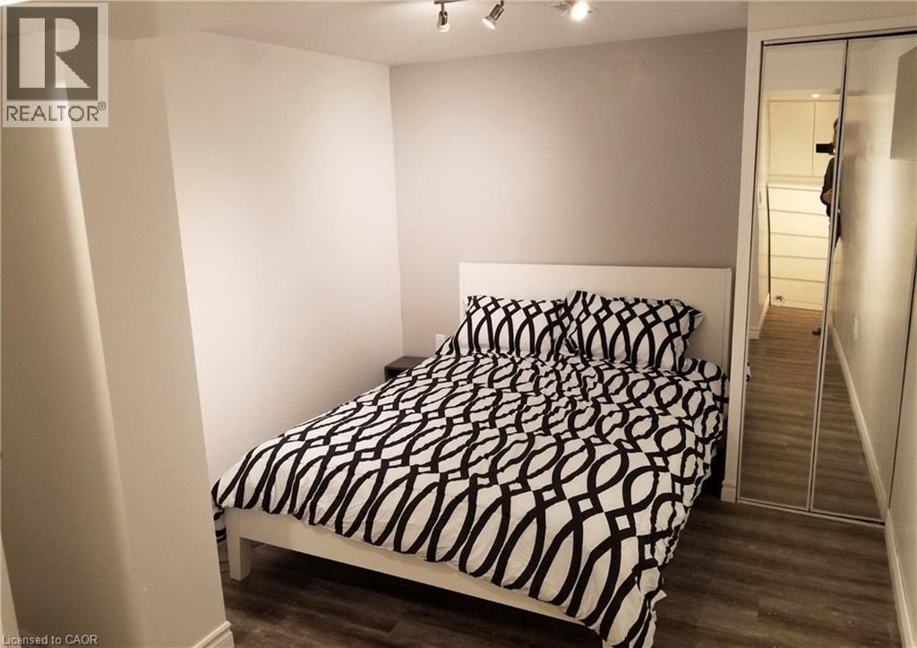 1601 Sandgate Crescent, Mississauga, Ontario  L5J 2E3 - Photo 29 - 40828135
