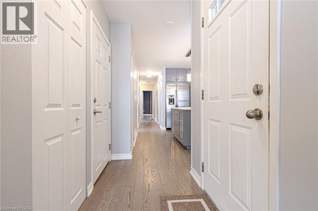 1601 Sandgate Crescent, Mississauga, Ontario  L5J 2E3 - Photo 6 - 40828135
