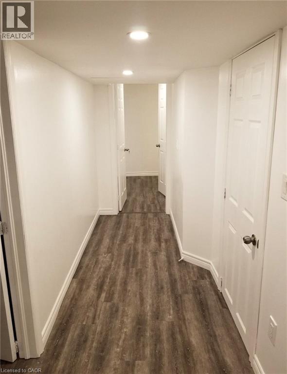 1601 Sandgate Crescent, Mississauga, Ontario  L5J 2E3 - Photo 23 - 40828135