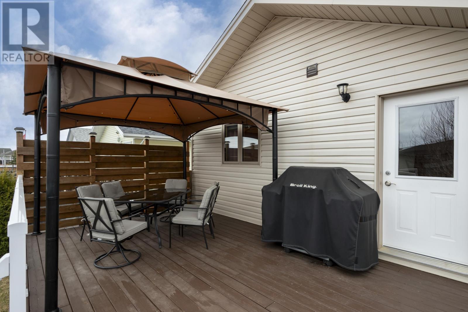715 Porcupine Blvd, Thunder Bay, Ontario  P7C 6A7 - Photo 30 - TB2600942