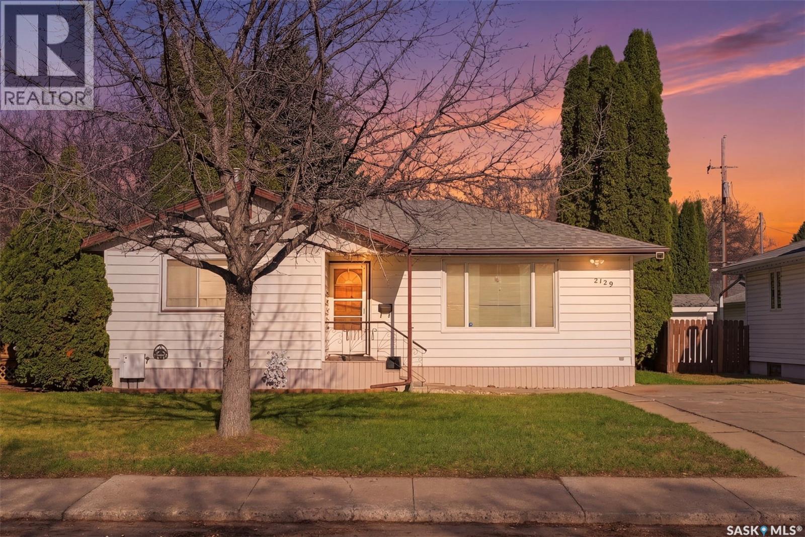 2129 Cairns AVENUE, Saskatoon, Saskatchewan