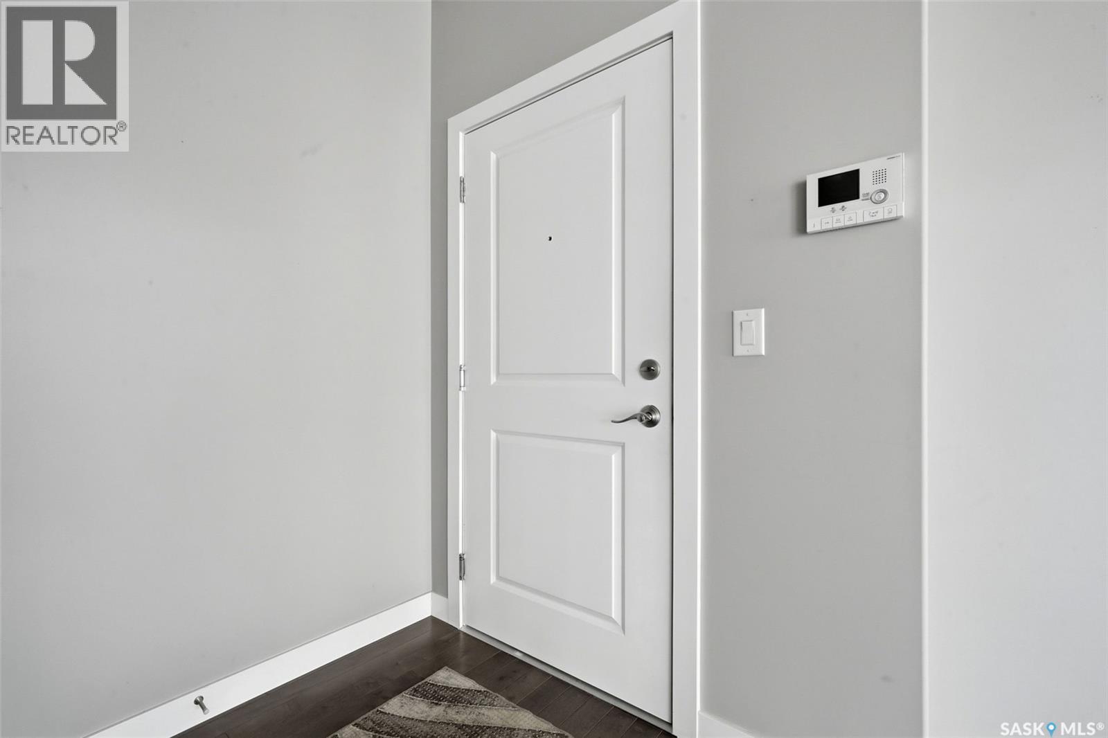 305 1515 Anson Road, Regina, Saskatchewan  S4P 0E7 - Photo 3 - SK035250
