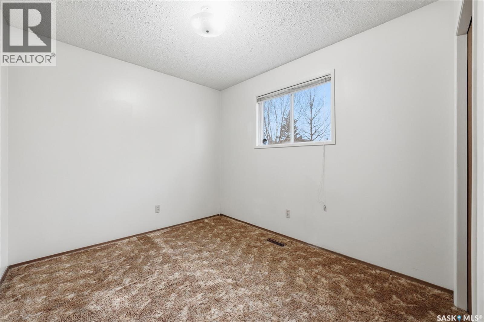 230 Silverwood Road, Saskatoon, Saskatchewan  S7K 5R9 - Photo 16 - SK035145