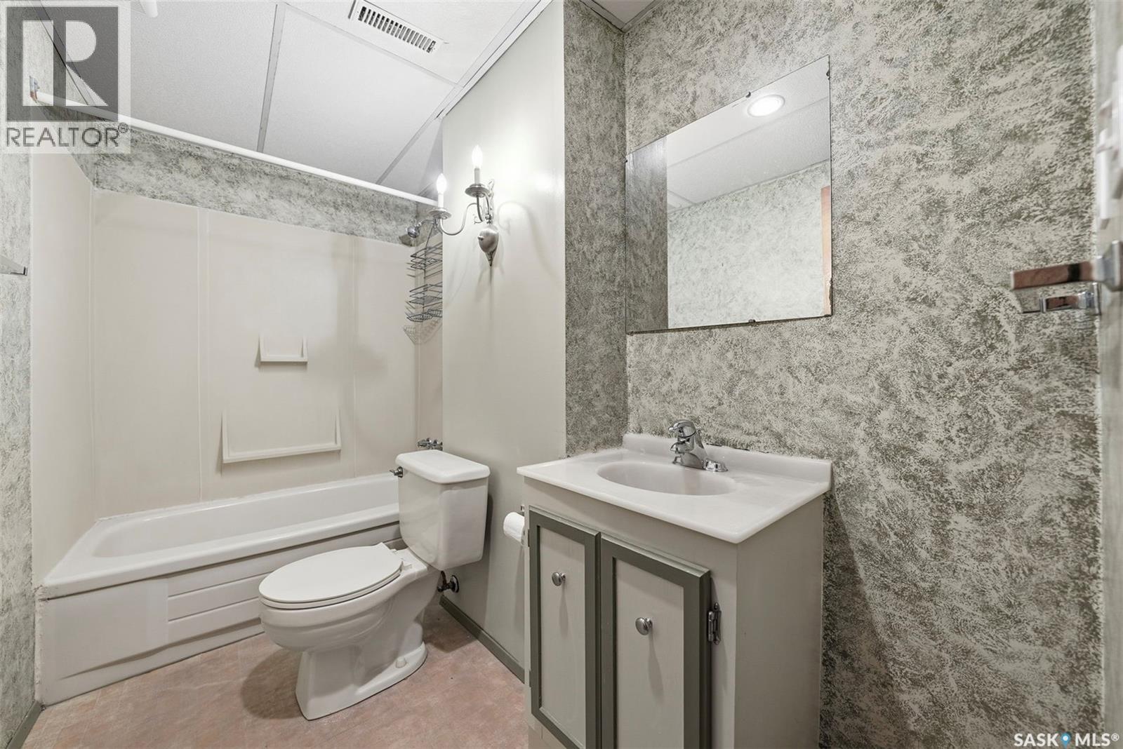 230 Silverwood Road, Saskatoon, Saskatchewan  S7K 5R9 - Photo 24 - SK035145