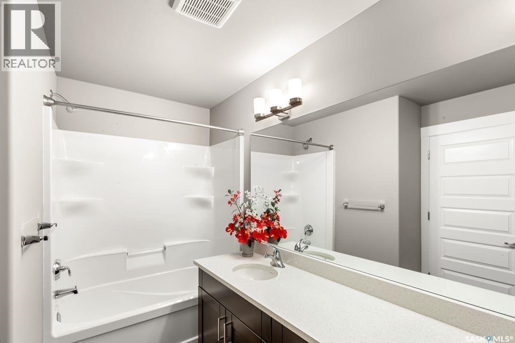 37 510 Kloppenburg Crescent, Saskatoon, Saskatchewan  S7W 0X8 - Photo 18 - SK035077