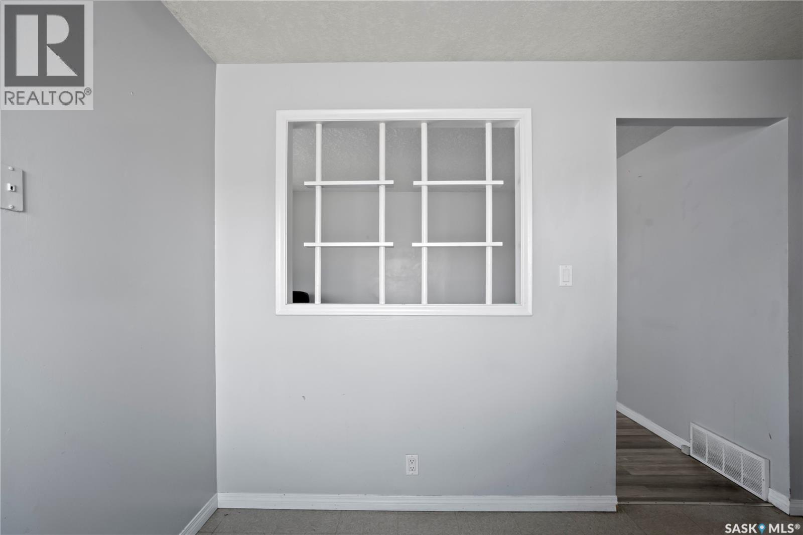 1422 Rupert Street, Regina, Saskatchewan  S4N 1V8 - Photo 9 - SK034862
