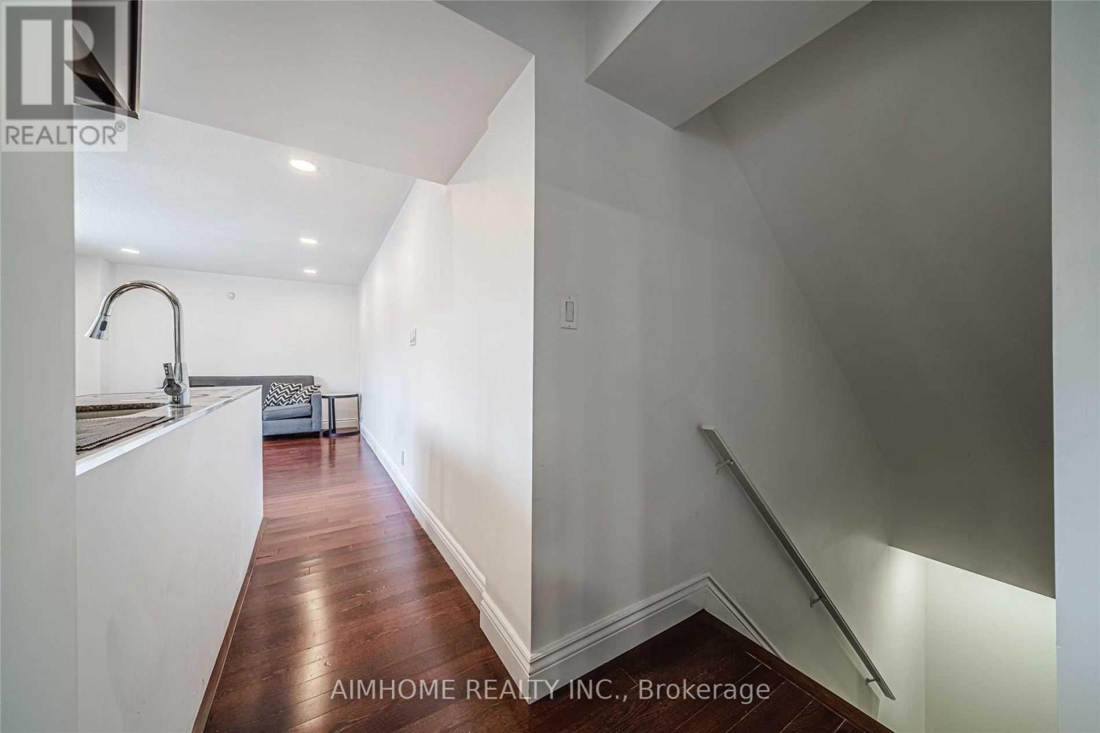 -Lower - 75 Kingslake Road, Toronto, Ontario  M2J 3E6 - Photo 4 - C13096796