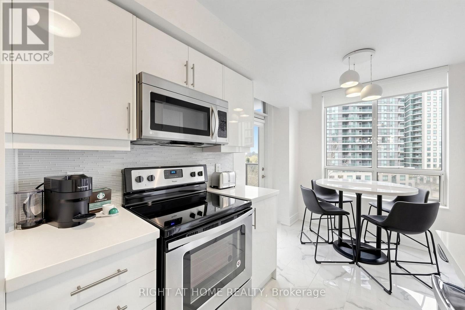512 - 78 Harrison Garden Boulevard, Toronto, Ontario  M2N 7E2 - Photo 11 - C13096876