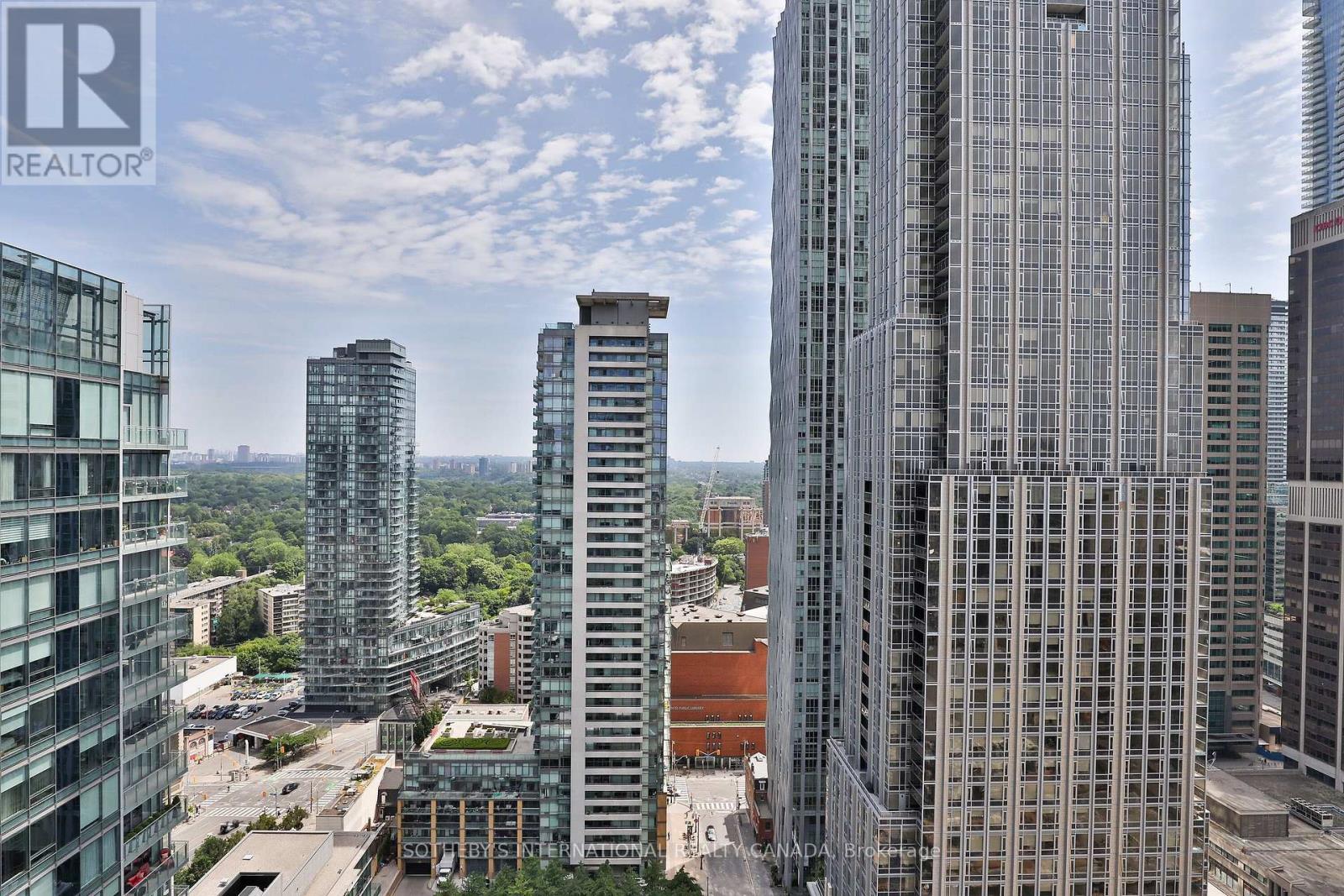 2503/2504 - 50 Yorkville Avenue, Toronto, Ontario  M4W 0A3 - Photo 30 - C13096878