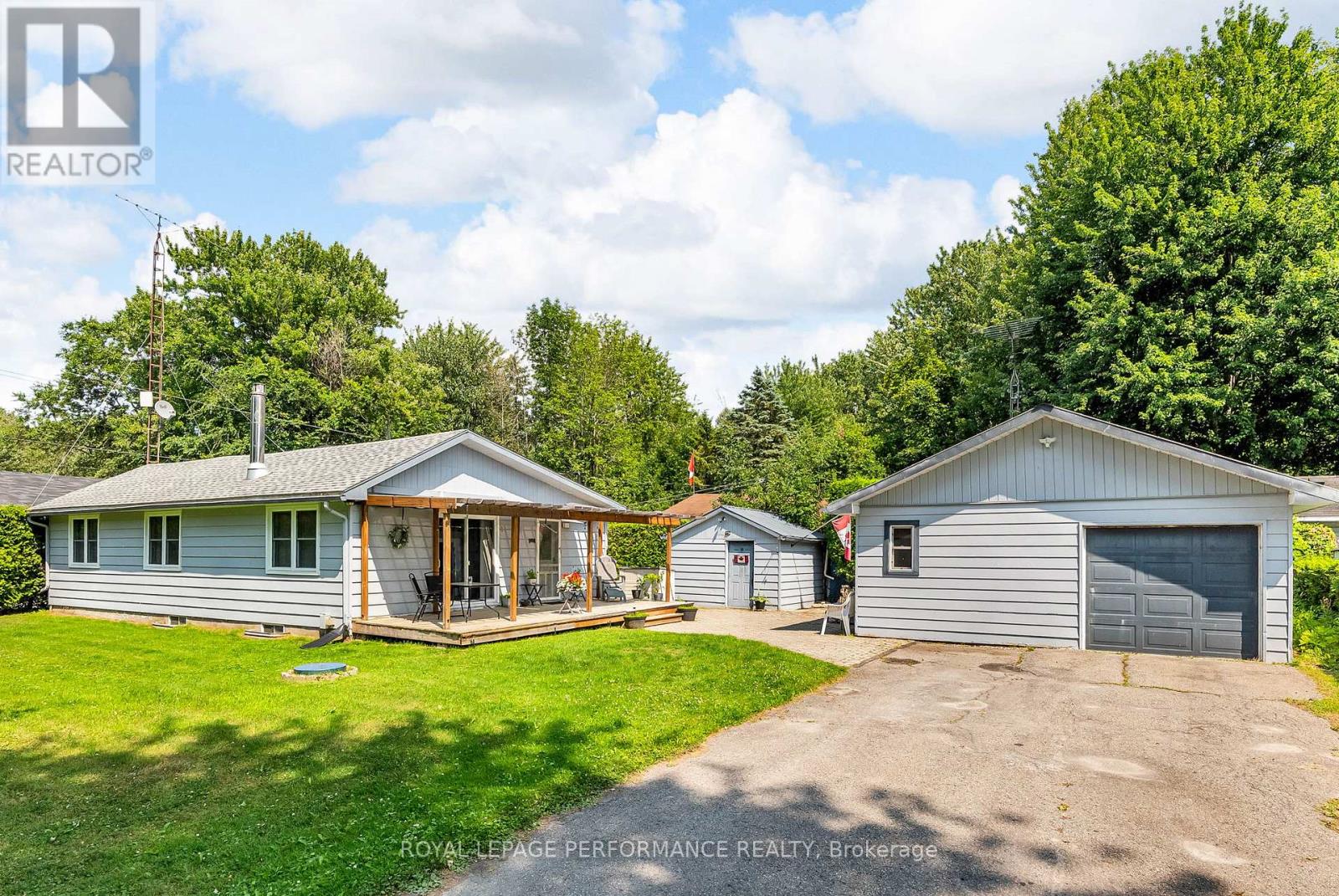 21052 BIRCH AVENUE, South Glengarry, Ontario