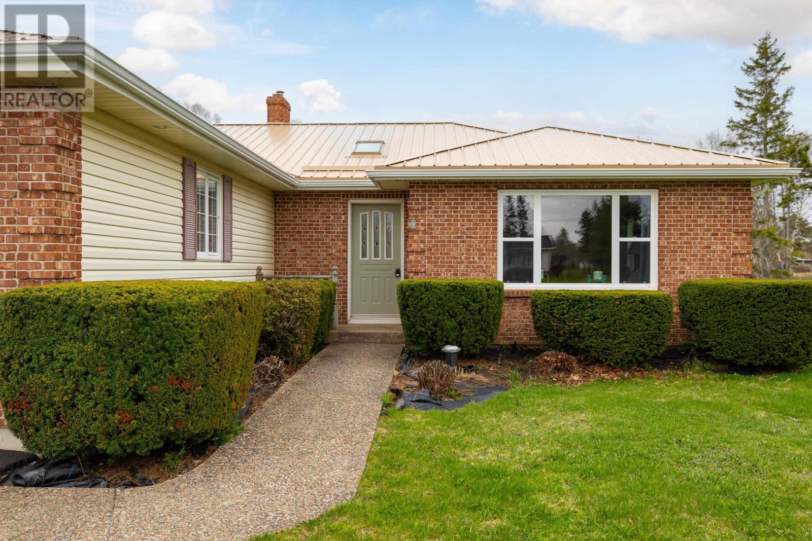 4 Cudmore Lane, Brackley, Prince Edward Island  C1E 2P8 - Photo 4 - 202607608