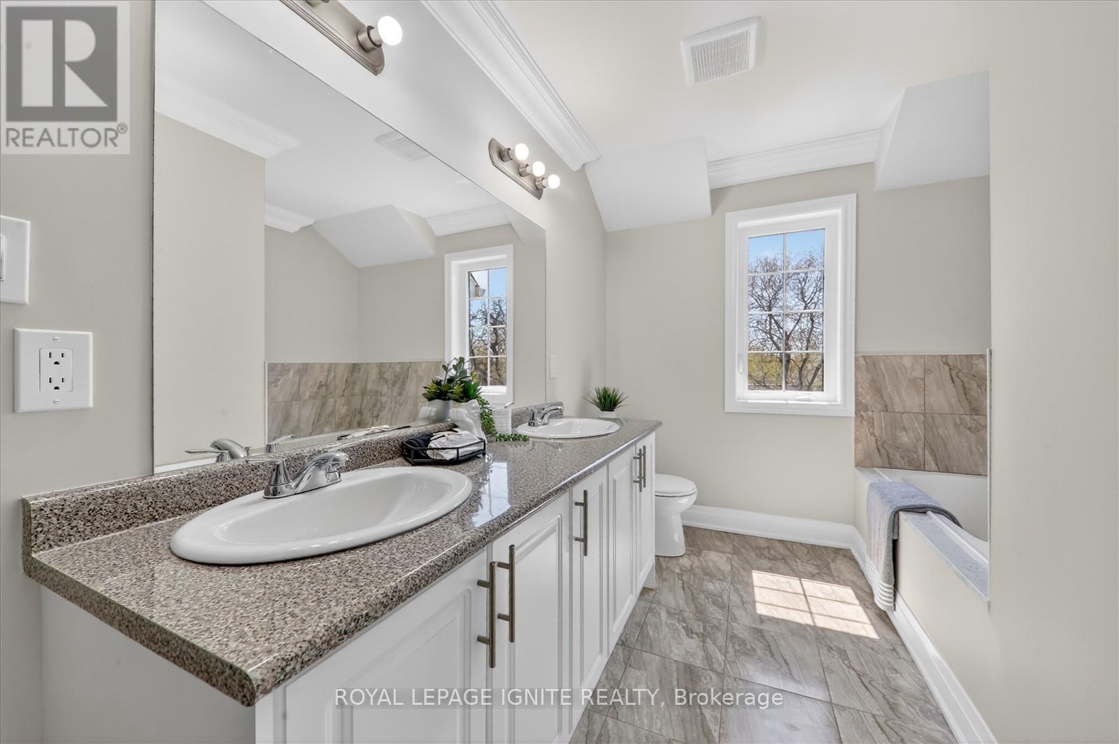 6 - 1741 Fairport Road, Pickering, Ontario  L1V 1S9 - Photo 34 - E13096770