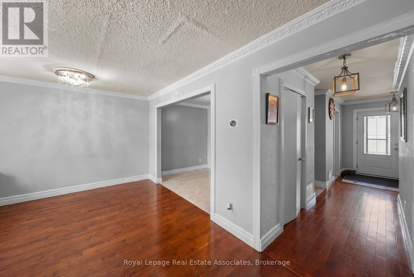 95 Quantrell Trail, Toronto, Ontario  M1B 1L7 - Photo 4 - E13096882