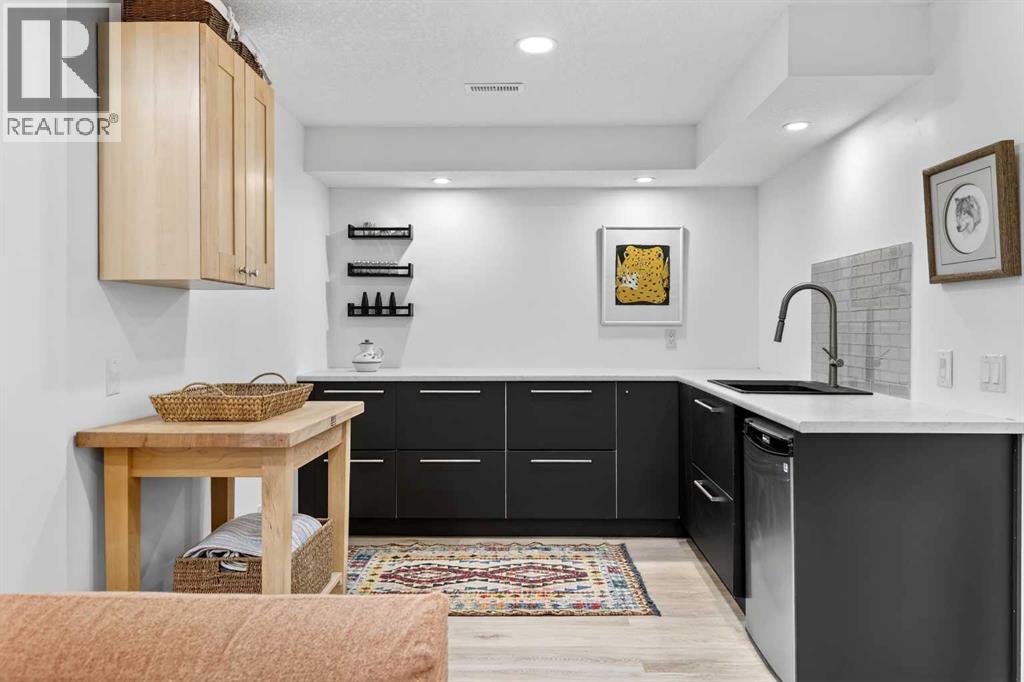 8932 Baylor Crescent SW, Calgary, Alberta  T2V 3N4 - Photo 35 - A2305766