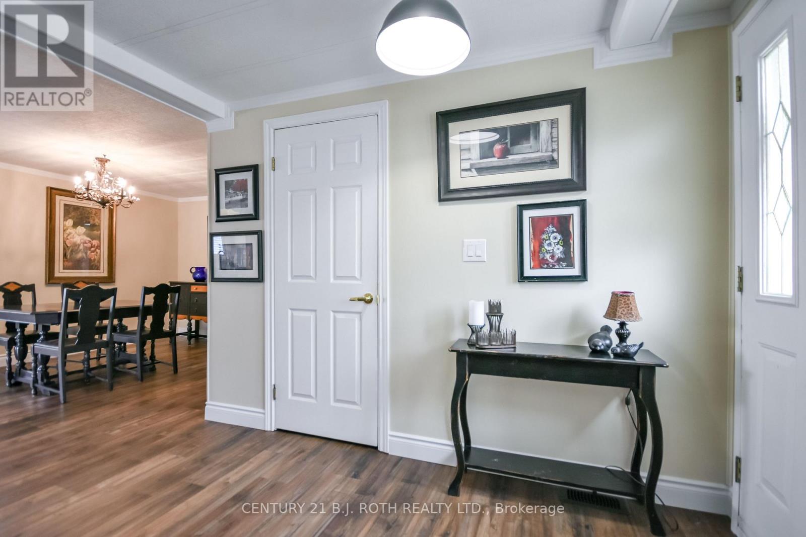 101 Linden Lane, Innisfil, Ontario  L9S 1N3 - Photo 9 - N13096834