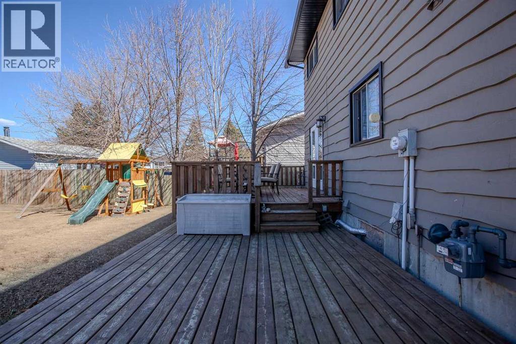97 Feero Drive, Whitecourt, Alberta  T7S 1E7 - Photo 30 - A2306028