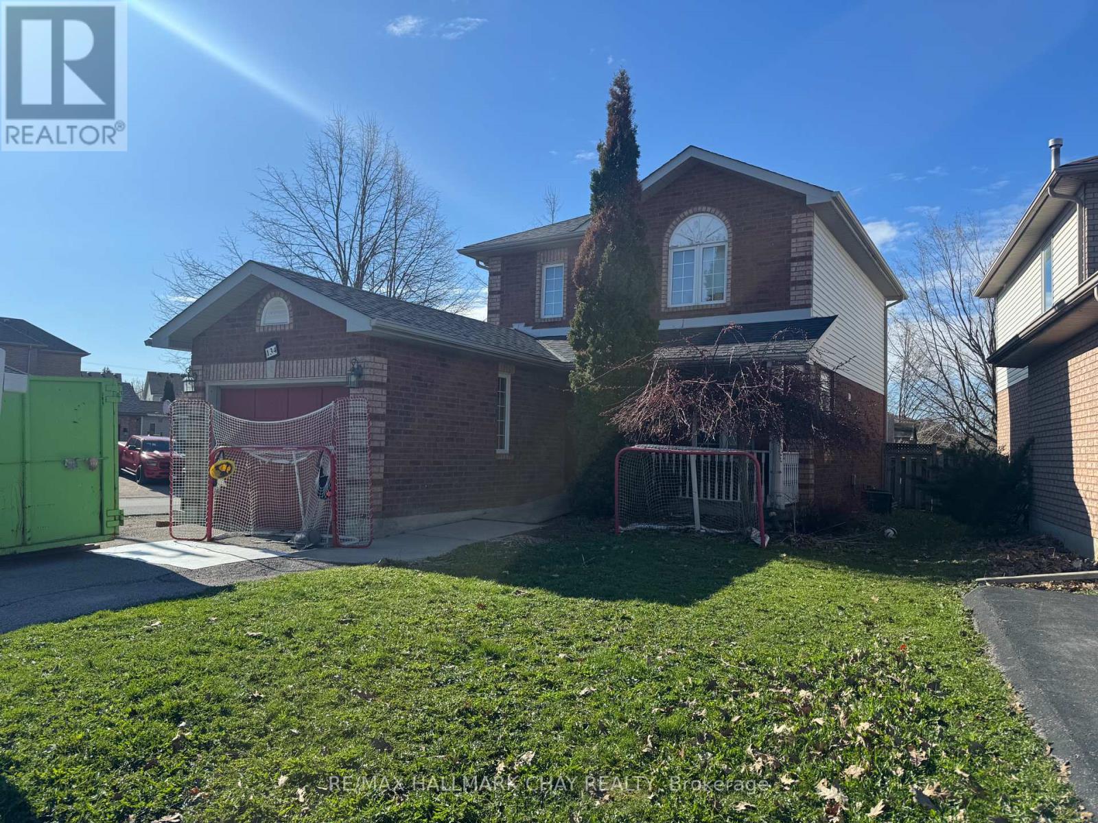 134 Brucker Road, Barrie, Ontario  L4N 8H8 - Photo 3 - S13096838