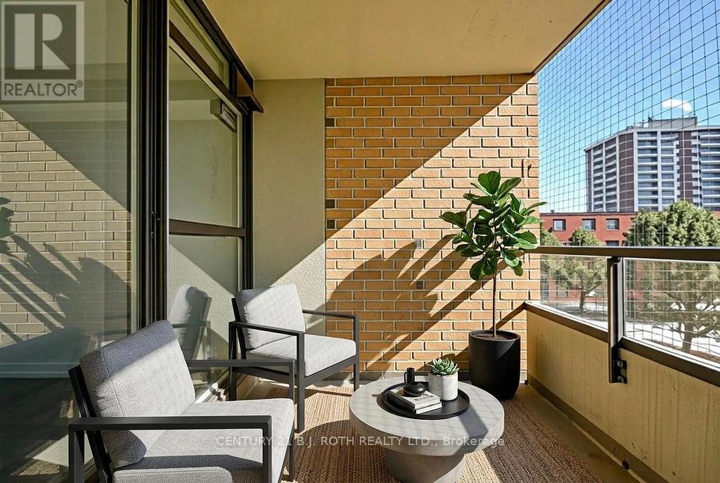 314 - 268 Ridley Boulevard, Toronto, Ontario  M5M 4N3 - Photo 6 - C12841986