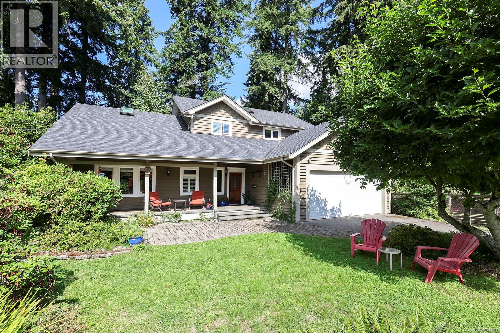 789 3RD St, Courtenay, British Columbia
