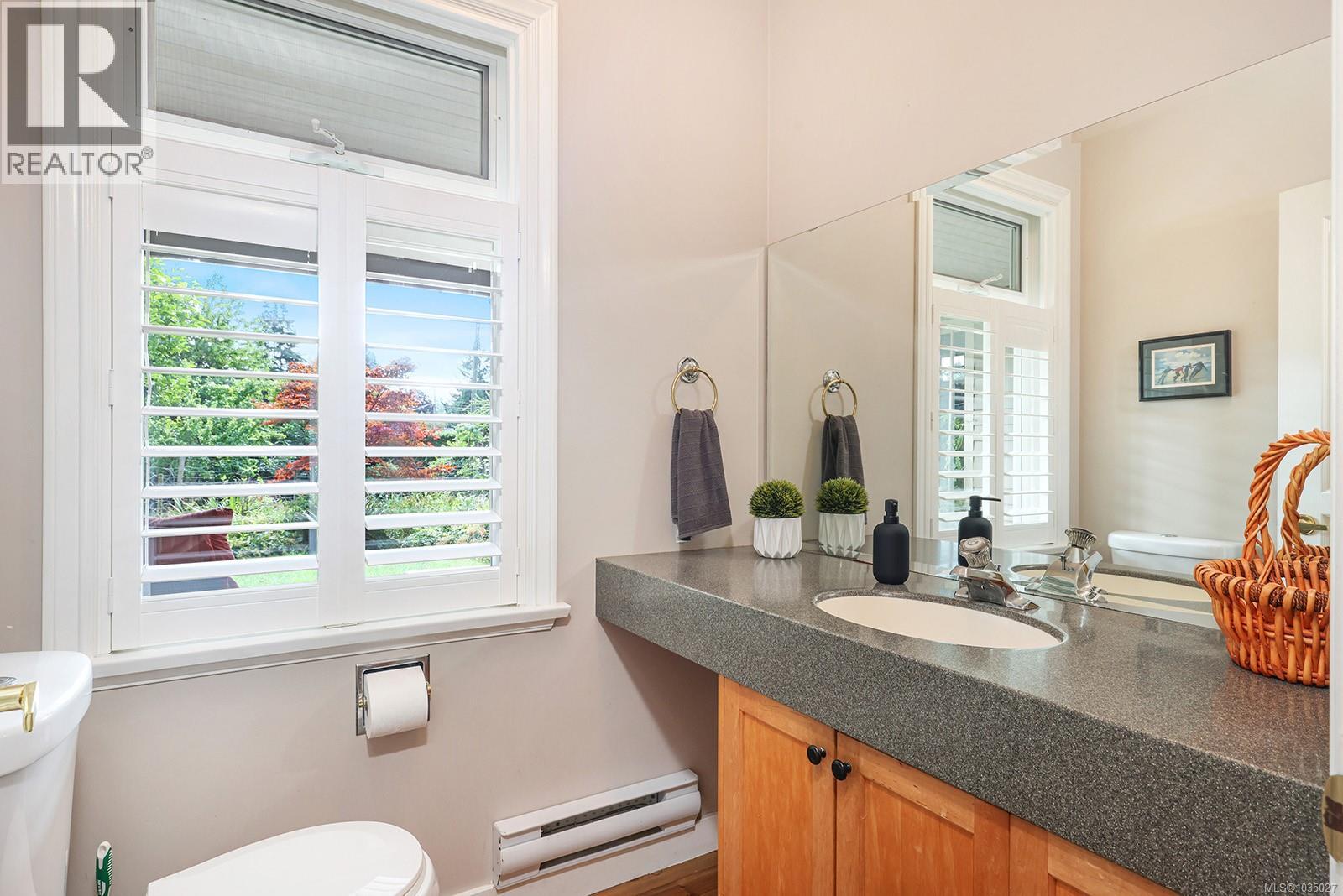 789 3rd St, Courtenay, British Columbia  V9N 1E9 - Photo 18 - 1035027
