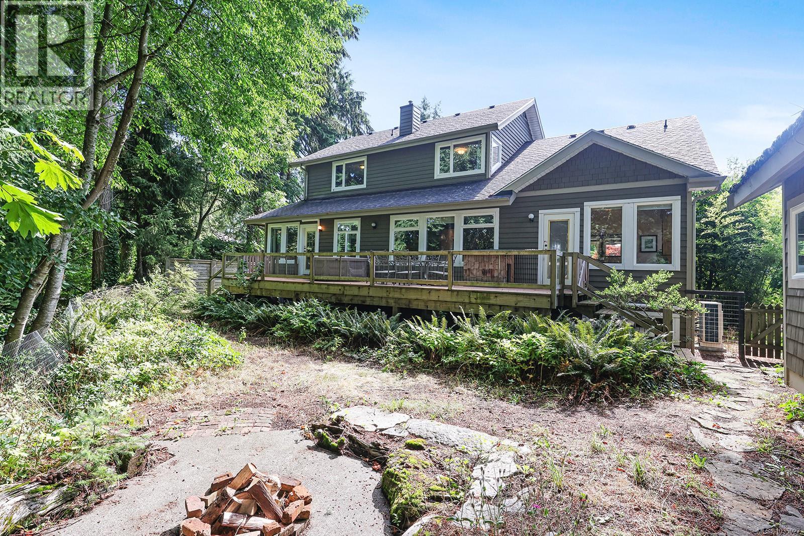 789 3rd St, Courtenay, British Columbia  V9N 1E9 - Photo 40 - 1035027