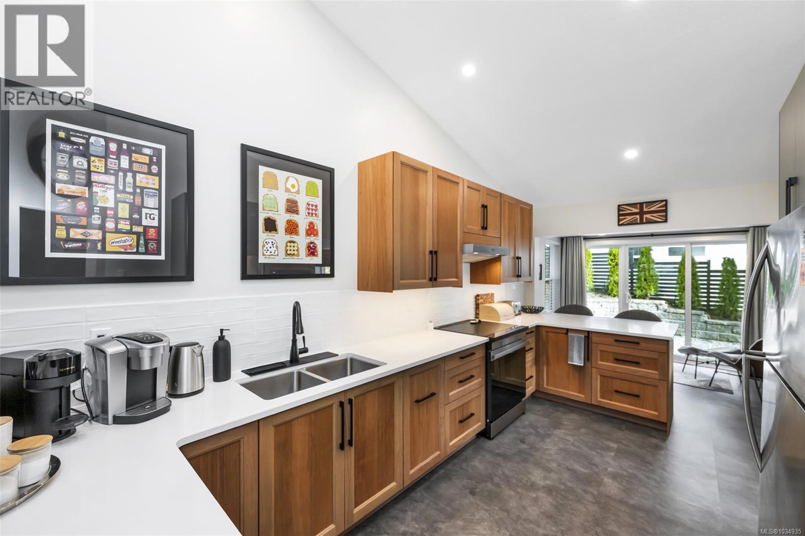 72 Marine Dr, Cobble Hill, British Columbia  V8H 0K8 - Photo 5 - 1034935