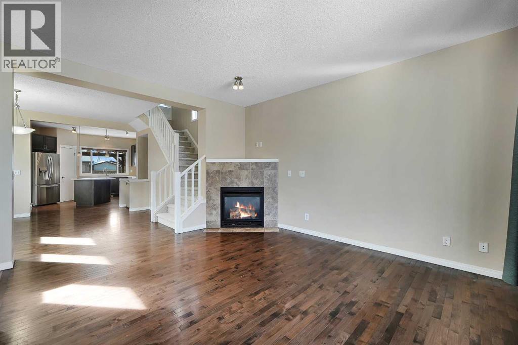 1833 New Brighton Drive SW, Calgary, Alberta  T2Z 4N8 - Photo 8 - A2294121