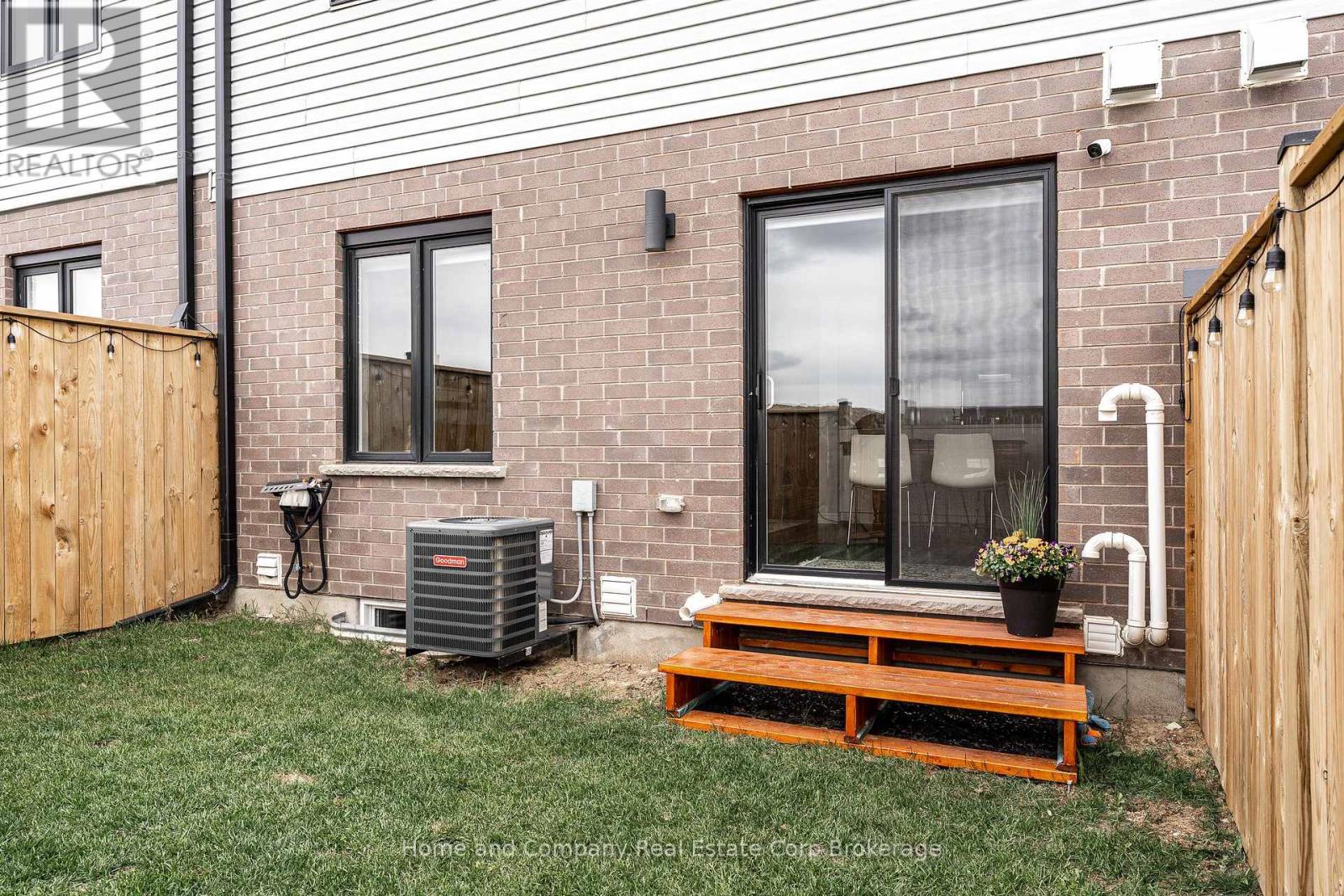 376 Bradshaw Drive, Stratford, Ontario  N5A 0K2 - Photo 35 - X12936648