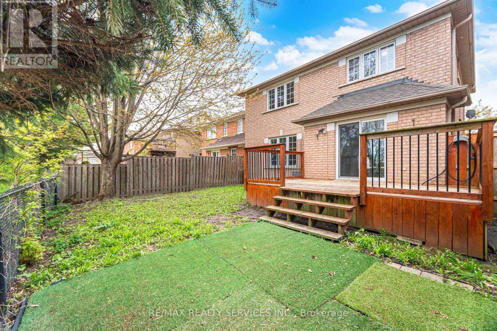 21 Upper Highlands Drive, Brampton, Ontario  L6Z 4W1 - Photo 42 - W13096726