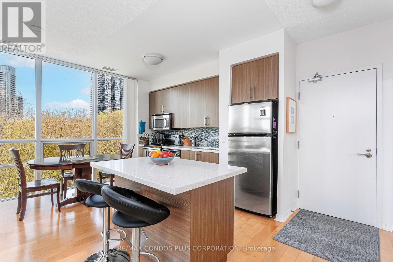 206 - 15 Legion Road, Toronto, Ontario  M8V 0A9 - Photo 2 - W13096780