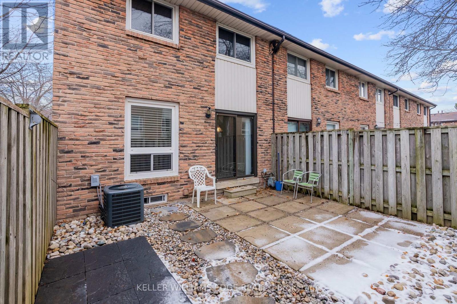 93 - 680 Regency Court, Burlington, Ontario  L7N 3L9 - Photo 29 - W13096890