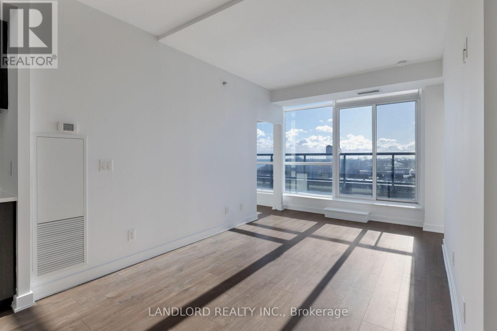 905 - 11 Superior Avenue, Toronto, Ontario  M8V 0A7 - Photo 10 - W13096892